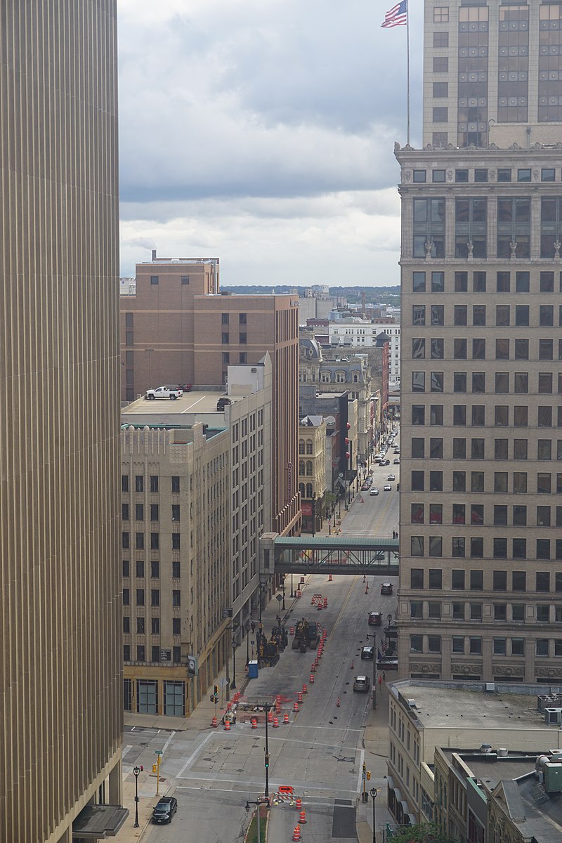 File:Milwaukee August 2022 006 (Cream City Lofts).jpg - Wikimedia Commons