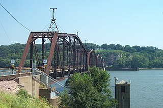 <span class="mw-page-title-main">Dubuque Rail Bridge</span> Bridge in Iowa and East Dubuque, Illinois