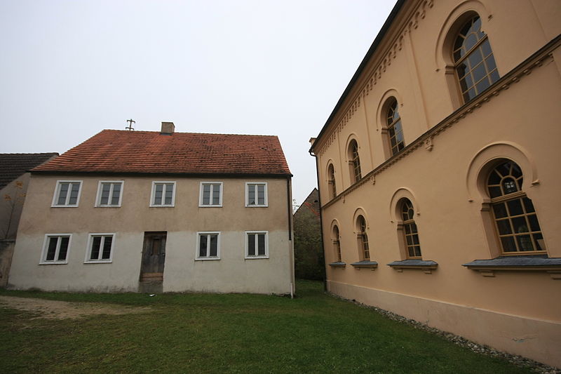 File:Ehemalige jüdische Schule Hainsfarth.JPG