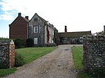 Waxham Hall'a Çevreleyen Duvar ve Gatehouse