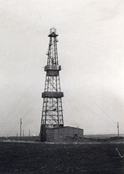 An oil drilling tower in May 1967 in the vicinity of the Enddorn Erdolbohrturm Hiddensee 1967.jpg