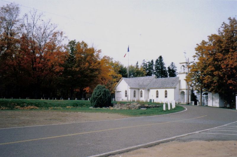 File:Extérieur Sainte-Anne-du-Bocage.jpg