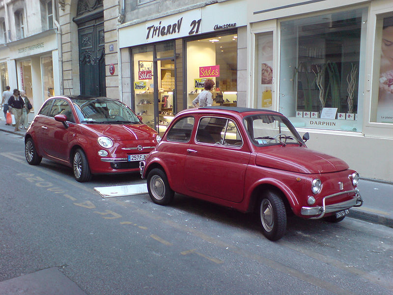 File:Fiat 500 - the New & the Old.jpg