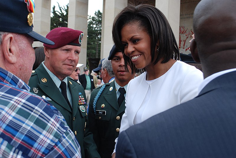 File:Flickr - DVIDSHUB - Band of Brothers with First Lady.jpg