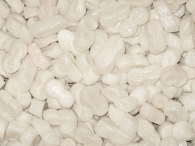 Foam peanut - Wikipedia