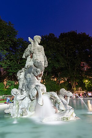 Fuente de Neptuno, Antiguo Jardín Botánico, Múnich, Алемания, 2015-07-04, DD 12.JPG