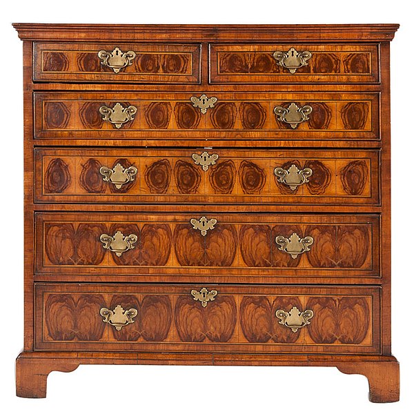 File:George III Oyster Burl Yew wood Chest Of Drawers 03.jpg