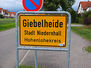 Giebelheide Ortsschild 2012.jpg