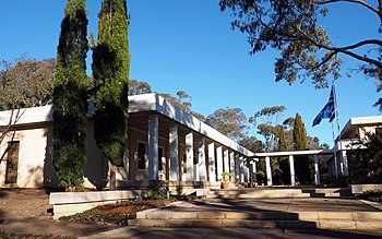 The Chancery Building of the Embassy of Greece. Greek embassy in Canberra June 2016.jpg