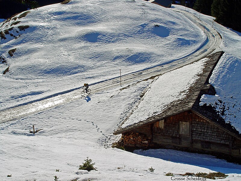 File:Grosse Scheidegg im Winter.JPG