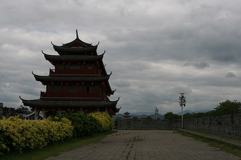 File:Guangji Gate of Chaozhou.JPG