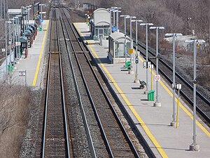 Guildwood GO Station ana yolları. JPG