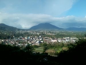 Gunung berapi sinabung.jpg