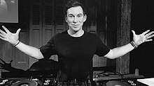 Hardwell during the special 300th episode. Hardwell-On-Air-300.jpg
