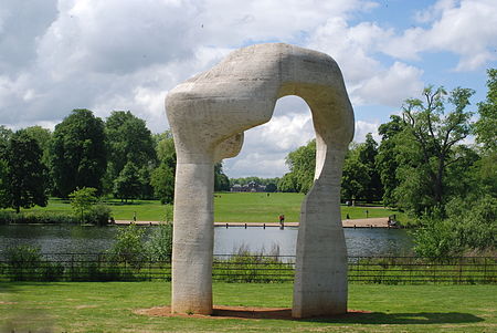 Henry Moore Arch 0855