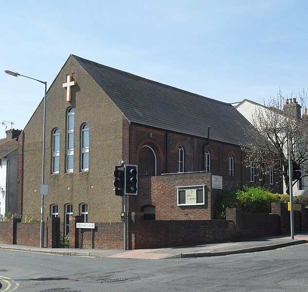 File:Hollington Methodist Church, Hastings.jpg