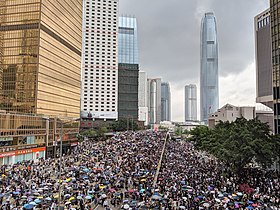 Protest gegen Auslieferungsgesetz in Hongkong (48108527758).jpg