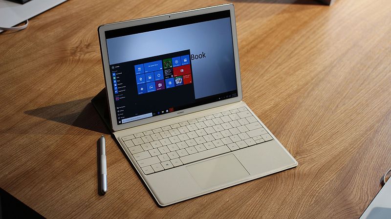 File:Huawei Matebook 2-in-1 tablet with Windows 10 (26627094621).jpg