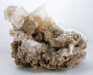 <span class="mw-page-title-main">Meyerhofferite</span>