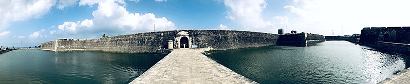 File:Jaffna Fort Srilanka.jpg