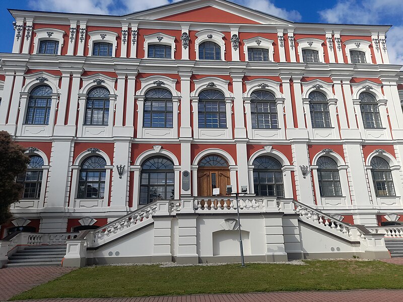 File:Jelgava palace eastern wing.jpg