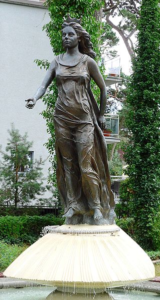 File:Jurata-figura.jpg