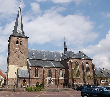 Sint-Petruskerk (Roggel)