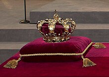 The Dutch crown, on display in 2013 Kroon van Nederland.jpg