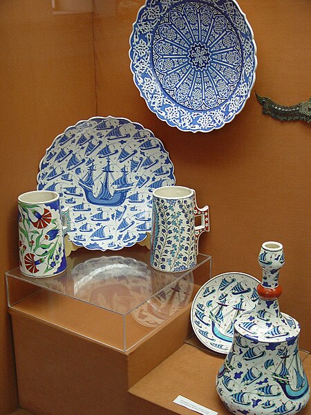 File:Kutahya Ceramics museum 1002.jpg