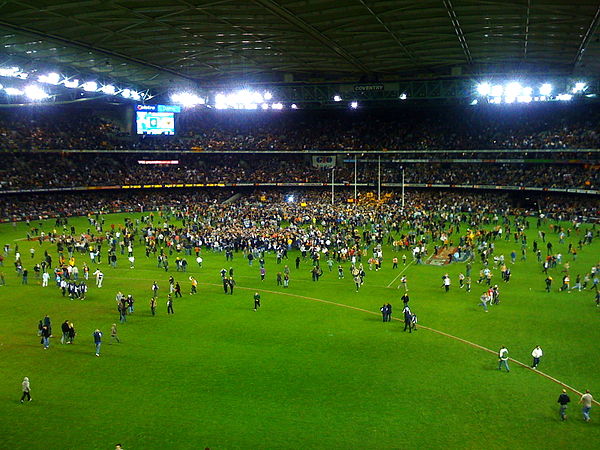 Thousands of supporters take to the field after Franklin kicked his 100th goal for the 2008 season, in round 22 against Carlton