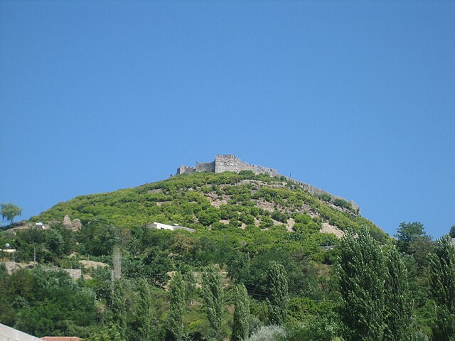 Lezhë Castle on the 172 m hill.