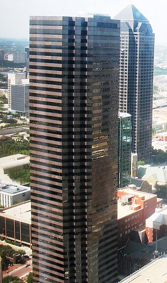 Lincoln Plaza in Downtown Dallas, which at one time housed the Halliburton headquarters