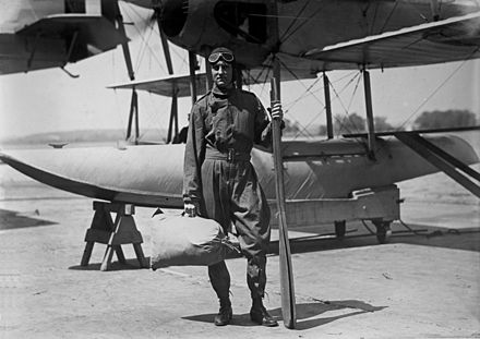 Lt. Com. Byrd and aircraft
