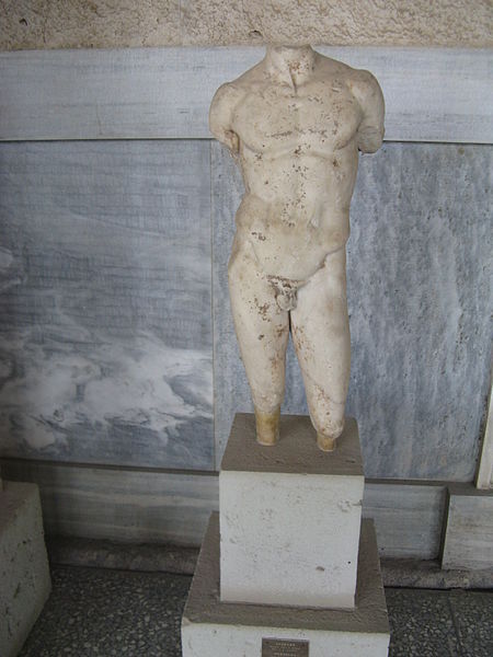 File:Male statue Agora.jpg