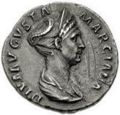 Denar emis sub Traian, în 114; avers: DIVAAVGVSTA MARCIANA, bustul Ulpiei Marciana, spre dreapta;