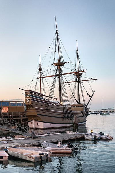 File:Mayflower at Twilight - Plymouth, Massachusetts, USA - August 13, 2015 02.jpg