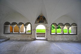 Arcades quadripartites à l'abbaye de Millstatt.