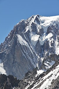 Mont Blanc de Courmayeur depuis Punta Helbronner, juillet 2010.JPG