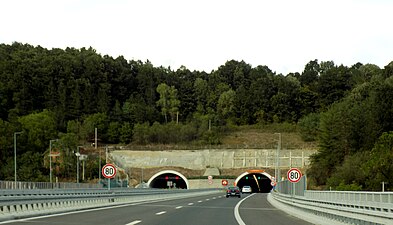 Motorway A2, Tunnel Savinac