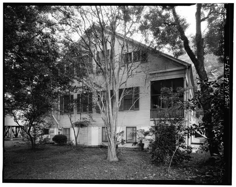 File:NORTHWEST FACADE - Santa Maria Plantation, Perkins Road, Baton Rouge, East Baton Rouge Parish, LA HABS LA,17-BATRO,11-6.tif