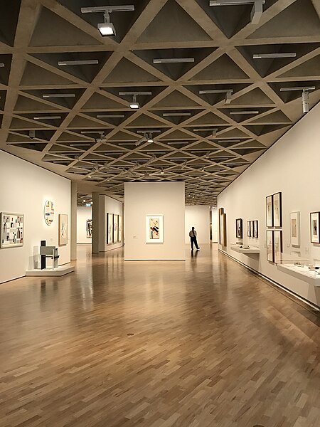 File:National Gallery of Australia, Canberra, Australia 09.jpg