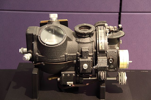 The Norden bombsight at the Computer History Museum in Mountain View, California. This example is only the bombsight itself; it does not include the a