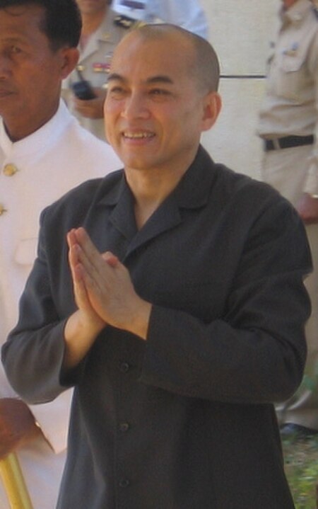 ไฟล์:Norodom_Sihamoni_(2007)_(crop).jpg