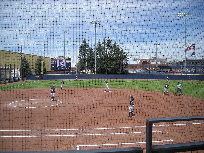 File:Northwestern vs. Michigan softball 2013 15.jpg