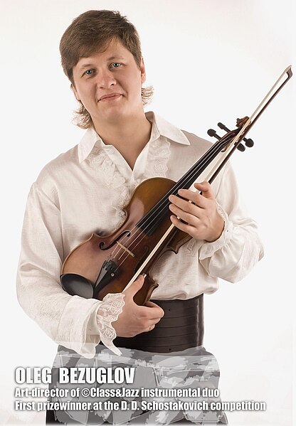 File:Oleg Bezuglov, violinist.jpg