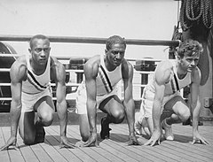 Die drei US-Finalisten (v. l. n. r.): Jesse Owens, Ralph Metcalfe und Frank Wykoff