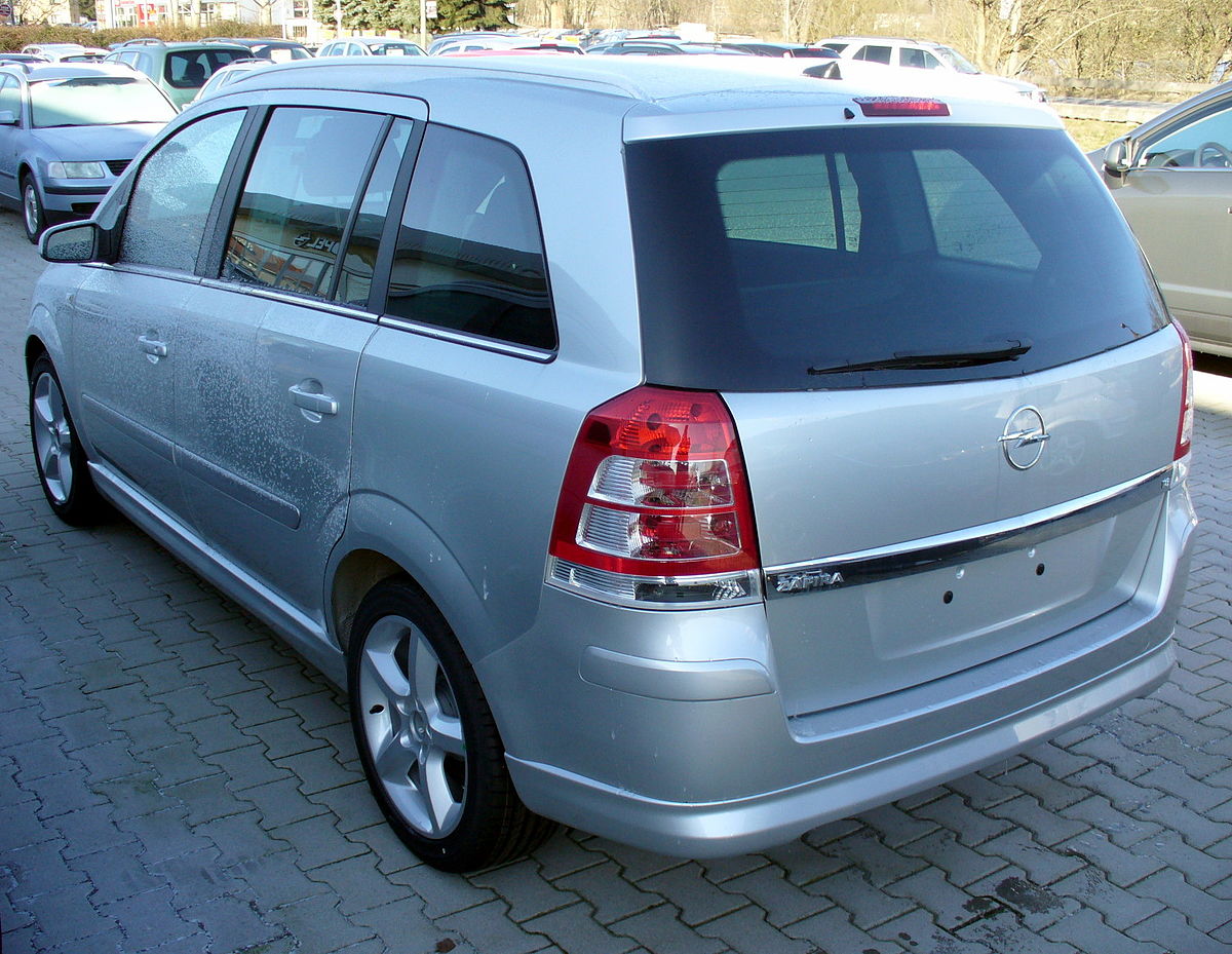 File:Opel Zafira B 1.8 Facelift Heck.JPG - Wikimedia Commons