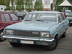 Opel kapitaen admiraal diplomat a sst.jpg