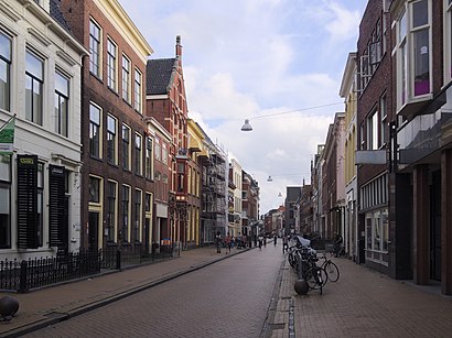 Hoe gaan naar Oude Boteringestraat met het openbaar vervoer - Over de plek