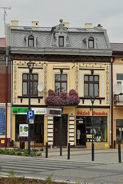 File:PL - Mielec - zabytek Rynek 22 - Kroton 001.JPG